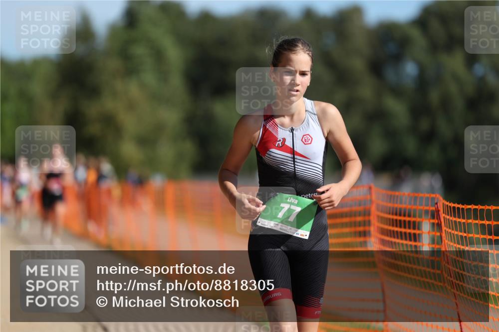 07.09.2025 - 19. Norderstedt Triathlon Michael Strokosch http://msf.ph/oto/8818305 07.09.2025 10:49:42 Laufen 77 meine-sportfotos.de