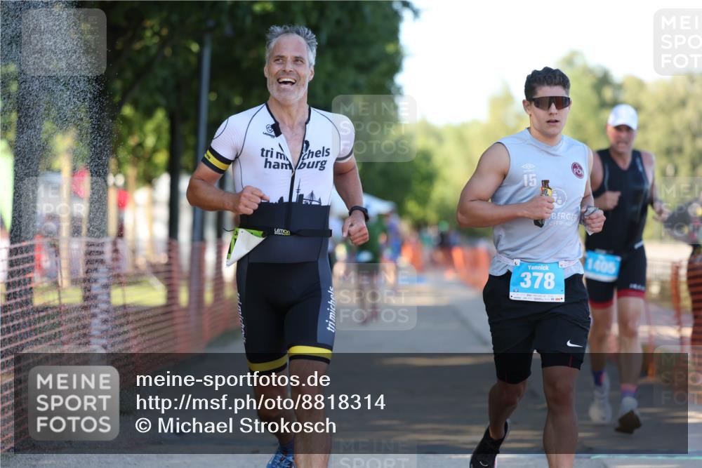 07.09.2025 - 19. Norderstedt Triathlon Michael Strokosch http://msf.ph/oto/8818314 07.09.2025 16:41:14 Laufen 378, 405, 421, 1405, 1592 meine-sportfotos.de