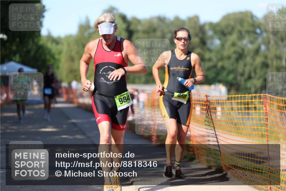 07.09.2025 - 19. Norderstedt Triathlon Michael Strokosch http://msf.ph/oto/8818346 07.09.2025 15:42:24 Laufen 458, 1453, 1489 meine-sportfotos.de