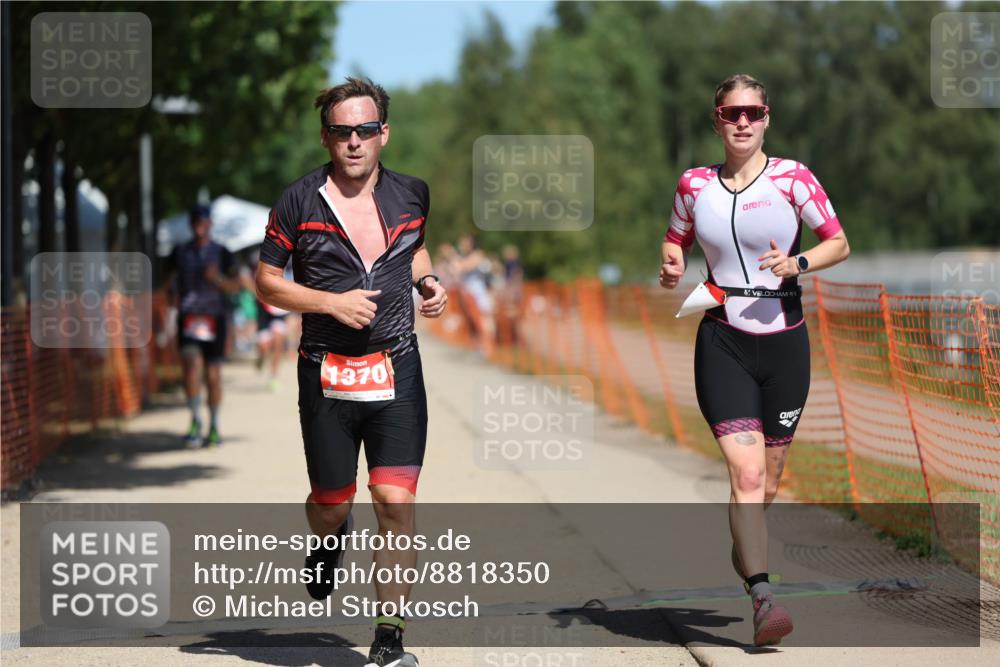 07.09.2025 - 19. Norderstedt Triathlon Michael Strokosch http://msf.ph/oto/8818350 07.09.2025 13:00:04 Laufen 858, 1230, 1235, 1263, 1370 meine-sportfotos.de