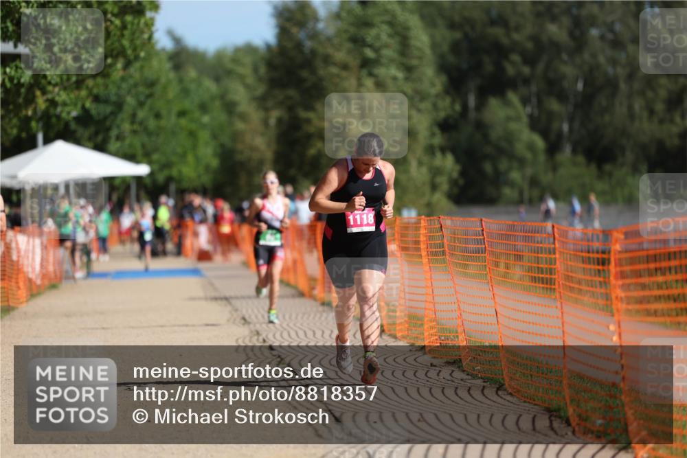 07.09.2025 - 19. Norderstedt Triathlon Michael Strokosch http://msf.ph/oto/8818357 07.09.2025 10:49:48 Laufen 664, 1118 meine-sportfotos.de