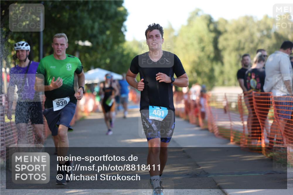 07.09.2025 - 19. Norderstedt Triathlon Michael Strokosch http://msf.ph/oto/8818411 07.09.2025 16:41:51 Laufen 401, 885, 939, 1100, 1482, 1545, 1561 meine-sportfotos.de