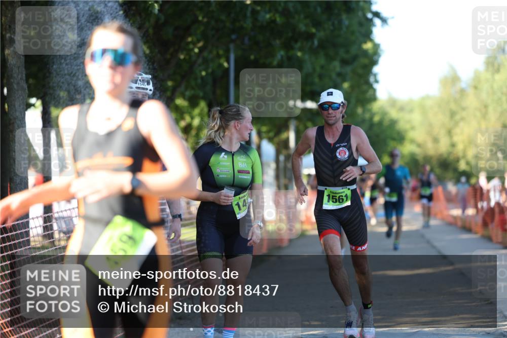 07.09.2025 - 19. Norderstedt Triathlon Michael Strokosch http://msf.ph/oto/8818437 07.09.2025 16:41:57 Laufen 381, 532, 1482, 1561 meine-sportfotos.de