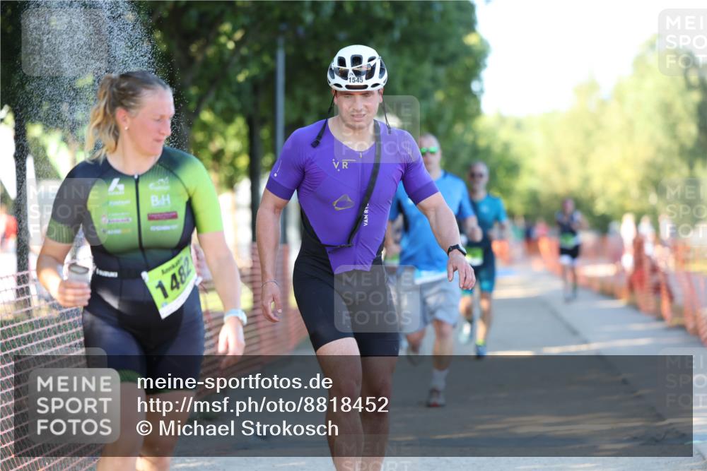 07.09.2025 - 19. Norderstedt Triathlon Michael Strokosch http://msf.ph/oto/8818452 07.09.2025 16:42:00 Laufen 381, 437, 532, 1561, 1612 meine-sportfotos.de
