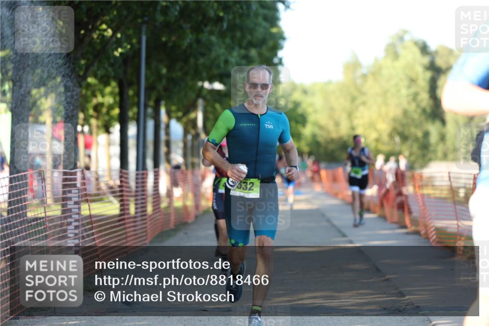 07.09.2025 - 19. Norderstedt Triathlon Michael Strokosch http://msf.ph/oto/8818466 07.09.2025 16:42:03 Laufen 381, 437, 461, 532, 1612 meine-sportfotos.de