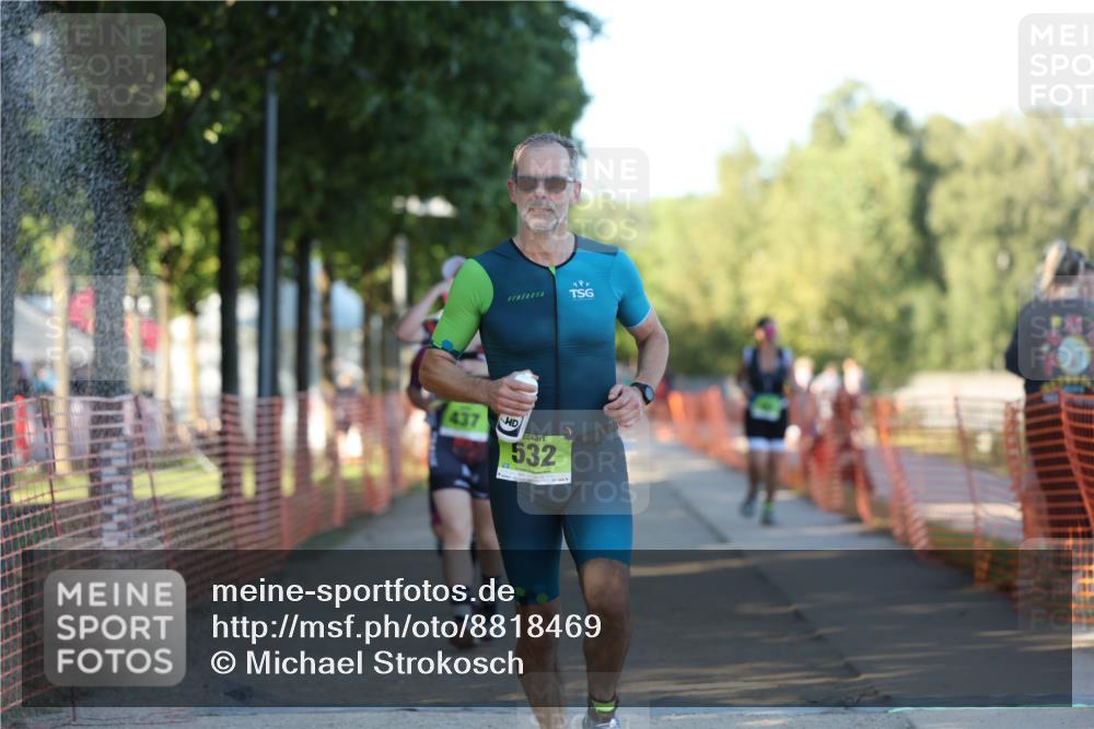 07.09.2025 - 19. Norderstedt Triathlon Michael Strokosch http://msf.ph/oto/8818469 07.09.2025 16:42:03 Laufen 381, 437, 461, 532, 1612 meine-sportfotos.de