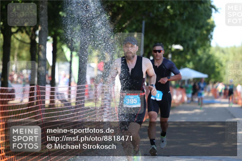 07.09.2025 - 19. Norderstedt Triathlon Michael Strokosch http://msf.ph/oto/8818471 07.09.2025 15:42:41 Laufen 395, 439 meine-sportfotos.de