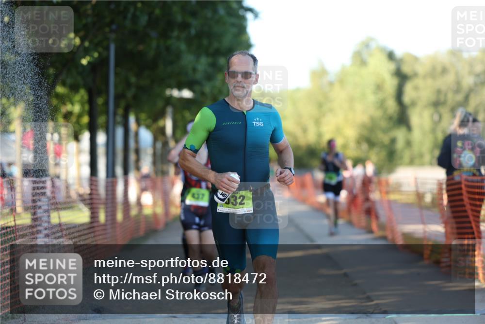 07.09.2025 - 19. Norderstedt Triathlon Michael Strokosch http://msf.ph/oto/8818472 07.09.2025 16:42:04 Laufen 381, 437, 461, 532, 1612 meine-sportfotos.de
