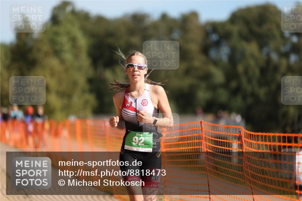 07.09.2025 - 19. Norderstedt Triathlon Michael Strokosch http://msf.ph/oto/8818473 07.09.2025 10:49:56 Laufen 92, 664, 1118 meine-sportfotos.de