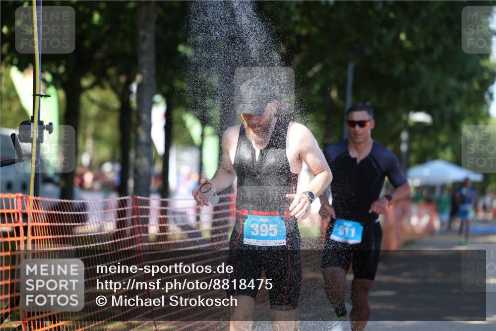 07.09.2025 - 19. Norderstedt Triathlon Michael Strokosch http://msf.ph/oto/8818475 07.09.2025 15:42:42 Laufen 395, 439 meine-sportfotos.de