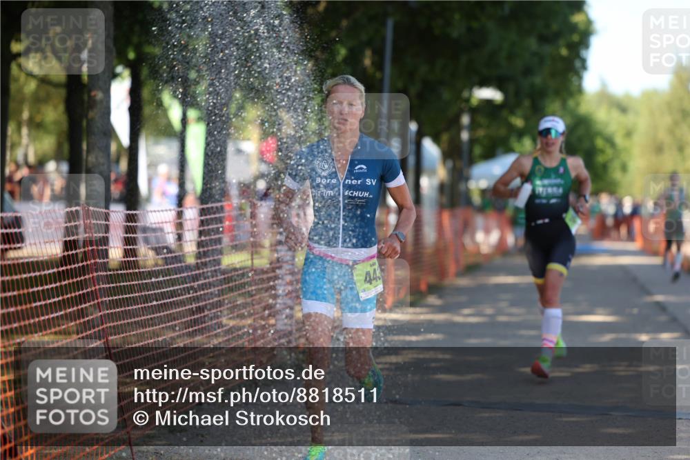 07.09.2025 - 19. Norderstedt Triathlon Michael Strokosch http://msf.ph/oto/8818511 07.09.2025 15:42:51 Laufen 443, 1503, 1506 meine-sportfotos.de