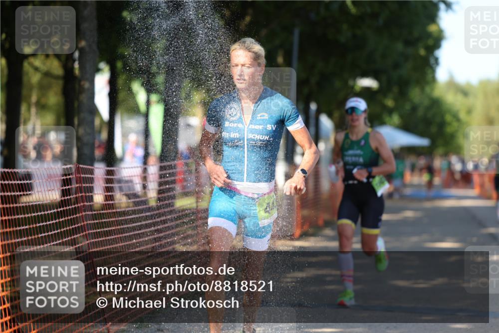 07.09.2025 - 19. Norderstedt Triathlon Michael Strokosch http://msf.ph/oto/8818521 07.09.2025 15:42:52 Laufen 443, 1503, 1506 meine-sportfotos.de