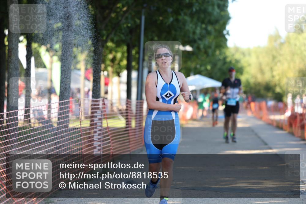 07.09.2025 - 19. Norderstedt Triathlon Michael Strokosch http://msf.ph/oto/8818535 07.09.2025 16:42:17 Laufen 1050, 1056, 1098, 1412 meine-sportfotos.de