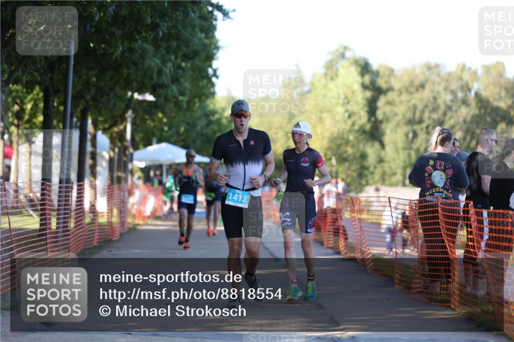 07.09.2025 - 19. Norderstedt Triathlon Michael Strokosch http://msf.ph/oto/8818554 07.09.2025 16:42:22 Laufen 1050, 1412, 1443 meine-sportfotos.de