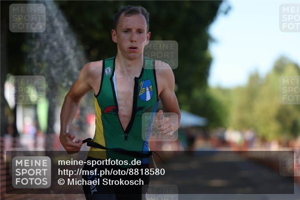 07.09.2025 - 19. Norderstedt Triathlon Michael Strokosch http://msf.ph/oto/8818580 07.09.2025 15:42:59 Laufen 1506 meine-sportfotos.de