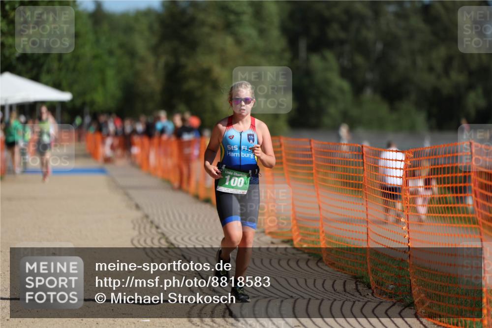 07.09.2025 - 19. Norderstedt Triathlon Michael Strokosch http://msf.ph/oto/8818583 07.09.2025 10:50:09 Laufen 100 meine-sportfotos.de