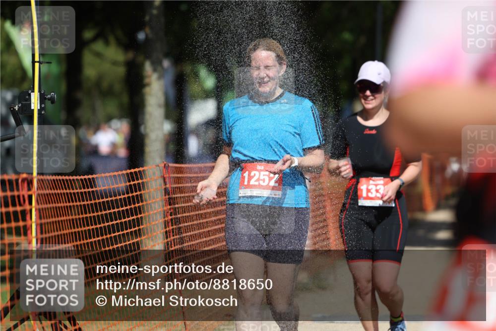 07.09.2025 - 19. Norderstedt Triathlon Michael Strokosch http://msf.ph/oto/8818650 07.09.2025 13:00:25 Laufen 783, 820, 1252, 1322, 1338 meine-sportfotos.de