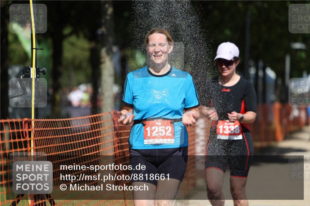 07.09.2025 - 19. Norderstedt Triathlon Michael Strokosch http://msf.ph/oto/8818661 07.09.2025 13:00:26 Laufen 728, 783, 820, 1252, 1322, 1338, 1382 meine-sportfotos.de