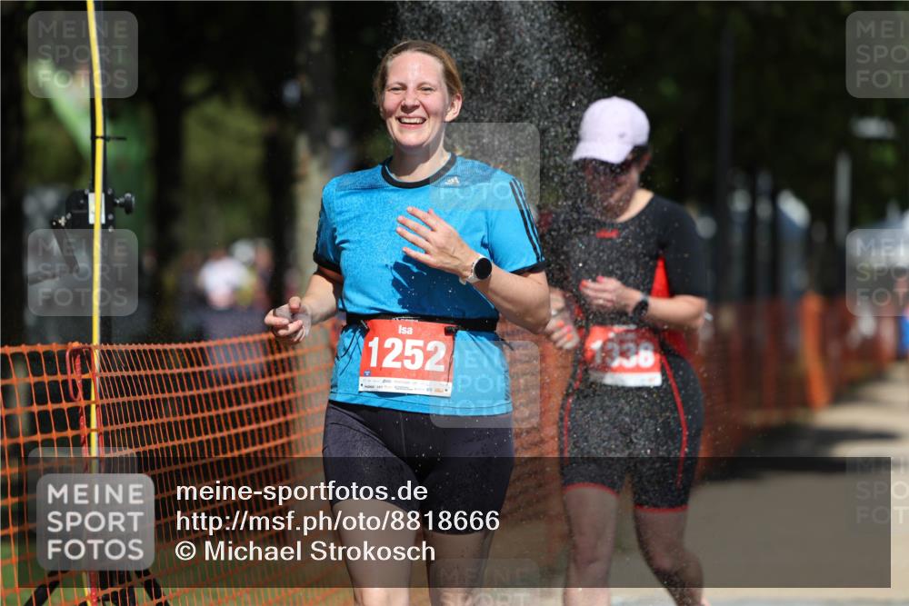 07.09.2025 - 19. Norderstedt Triathlon Michael Strokosch http://msf.ph/oto/8818666 07.09.2025 13:00:26 Laufen 728, 783, 820, 1252, 1322, 1338, 1382 meine-sportfotos.de