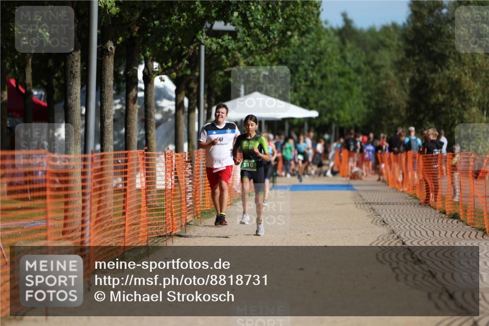 07.09.2025 - 19. Norderstedt Triathlon Michael Strokosch http://msf.ph/oto/8818731 07.09.2025 10:50:23 Laufen 110, 677 meine-sportfotos.de