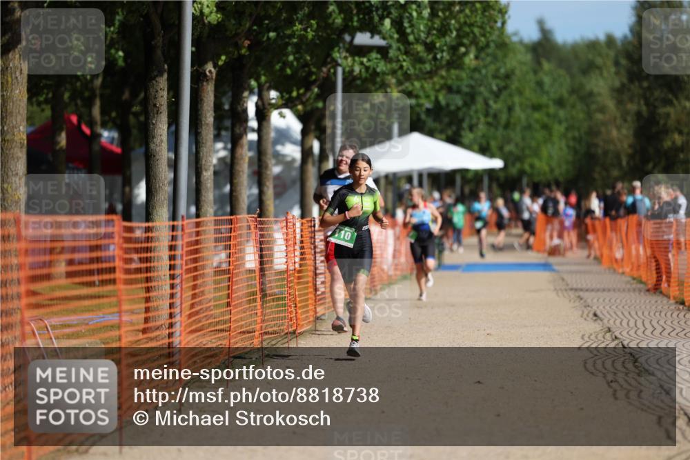 07.09.2025 - 19. Norderstedt Triathlon Michael Strokosch http://msf.ph/oto/8818738 07.09.2025 10:50:24 Laufen 110, 677 meine-sportfotos.de