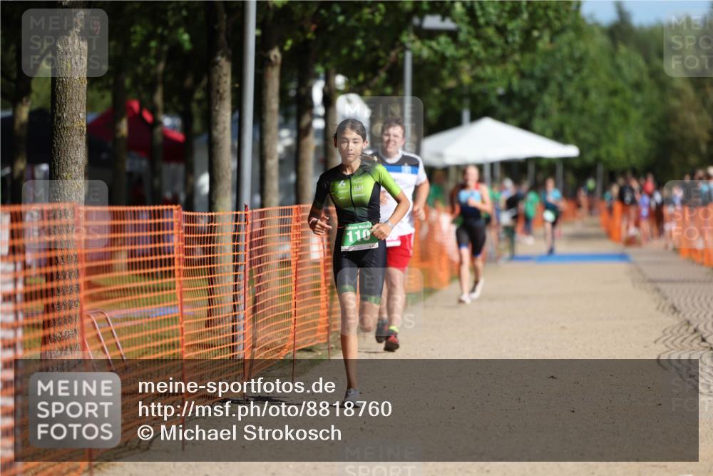 07.09.2025 - 19. Norderstedt Triathlon Michael Strokosch http://msf.ph/oto/8818760 07.09.2025 10:50:26 Laufen 110, 677, 1126 meine-sportfotos.de