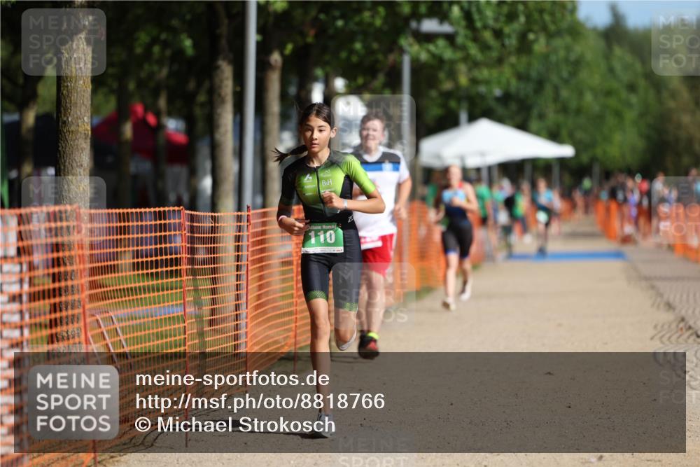 07.09.2025 - 19. Norderstedt Triathlon Michael Strokosch http://msf.ph/oto/8818766 07.09.2025 10:50:27 Laufen 67, 110, 677, 1126 meine-sportfotos.de