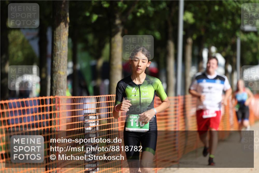 07.09.2025 - 19. Norderstedt Triathlon Michael Strokosch http://msf.ph/oto/8818782 07.09.2025 10:50:28 Laufen 67, 110, 1126 meine-sportfotos.de