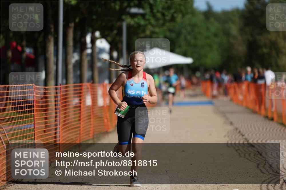 07.09.2025 - 19. Norderstedt Triathlon Michael Strokosch http://msf.ph/oto/8818815 07.09.2025 10:50:33 Laufen 67, 110, 1126 meine-sportfotos.de