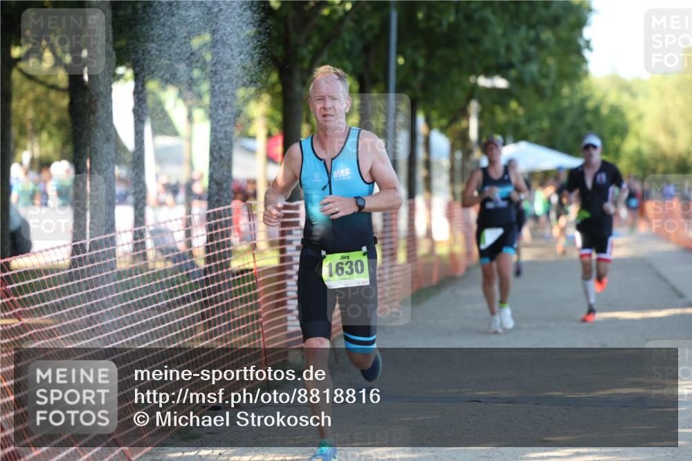 07.09.2025 - 19. Norderstedt Triathlon Michael Strokosch http://msf.ph/oto/8818816 07.09.2025 16:43:16 Laufen 1066, 1097, 1549, 1577, 1606, 1630 meine-sportfotos.de