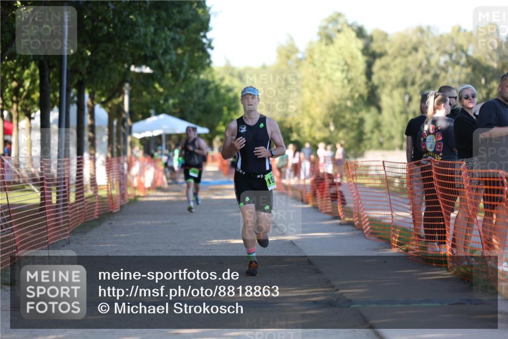 07.09.2025 - 19. Norderstedt Triathlon Michael Strokosch http://msf.ph/oto/8818863 07.09.2025 16:43:25 Laufen 1097, 1555, 1602 meine-sportfotos.de