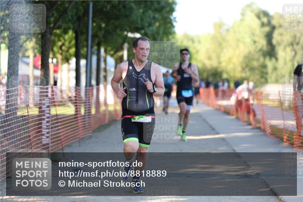07.09.2025 - 19. Norderstedt Triathlon Michael Strokosch http://msf.ph/oto/8818889 07.09.2025 16:43:31 Laufen 1411, 1602, 1631 meine-sportfotos.de