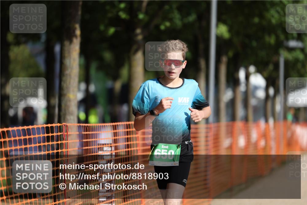07.09.2025 - 19. Norderstedt Triathlon Michael Strokosch http://msf.ph/oto/8818903 07.09.2025 10:50:46 Laufen 650 meine-sportfotos.de