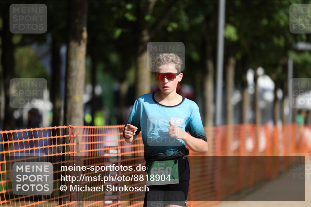 07.09.2025 - 19. Norderstedt Triathlon Michael Strokosch http://msf.ph/oto/8818904 07.09.2025 10:50:46 Laufen 650 meine-sportfotos.de