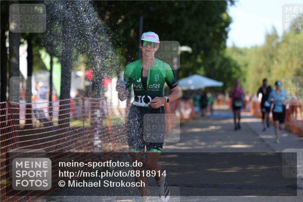 07.09.2025 - 19. Norderstedt Triathlon Michael Strokosch http://msf.ph/oto/8818914 07.09.2025 15:44:13 Laufen 379, 1491 meine-sportfotos.de
