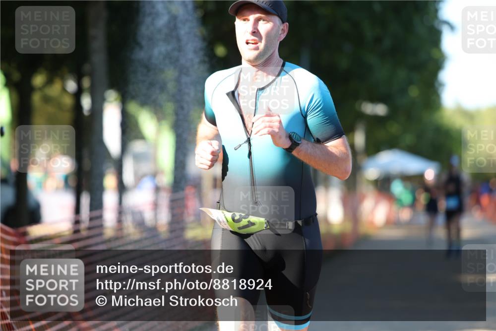 07.09.2025 - 19. Norderstedt Triathlon Michael Strokosch http://msf.ph/oto/8818924 07.09.2025 16:43:41 Laufen 875, 1560, 1631 meine-sportfotos.de