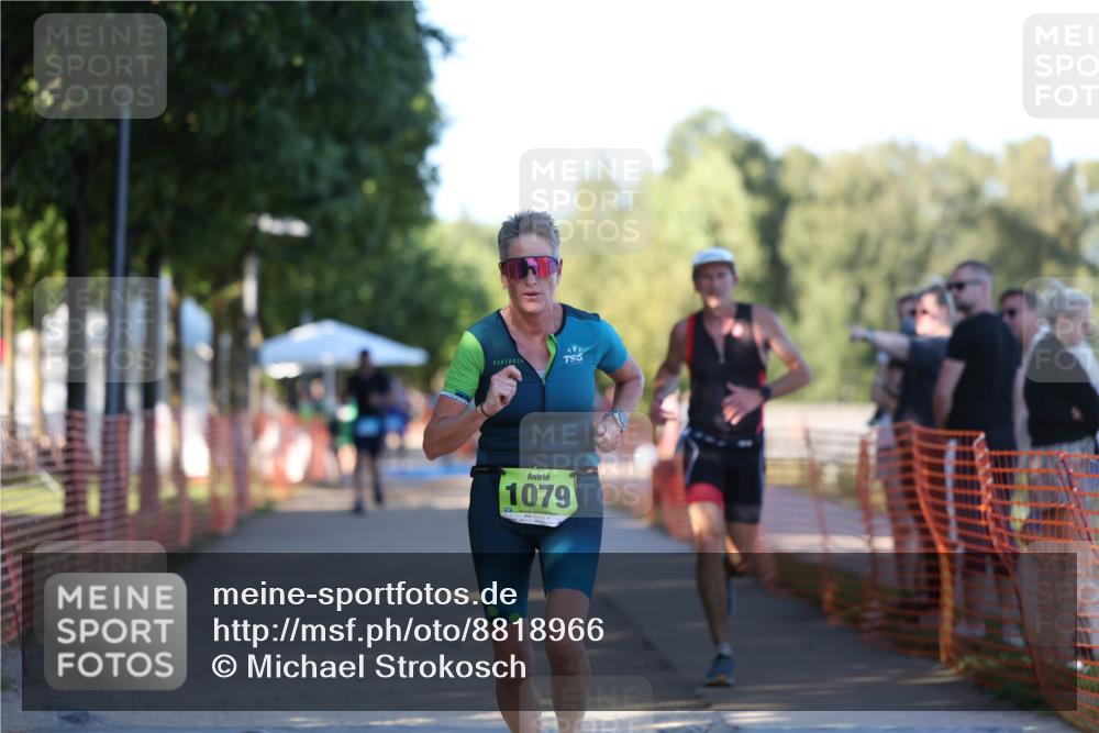 07.09.2025 - 19. Norderstedt Triathlon Michael Strokosch http://msf.ph/oto/8818966 07.09.2025 16:43:57 Laufen 415, 1079 meine-sportfotos.de