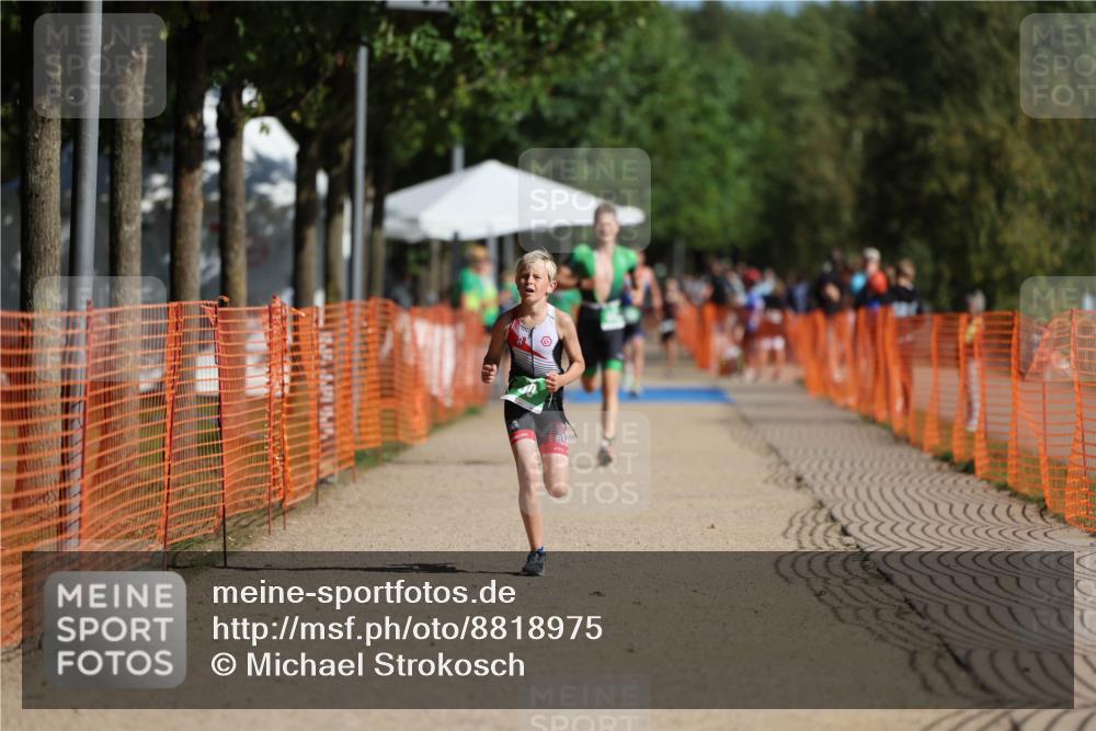 07.09.2025 - 19. Norderstedt Triathlon Michael Strokosch http://msf.ph/oto/8818975 07.09.2025 10:51:03 Laufen 75, 80, 663, 687 meine-sportfotos.de