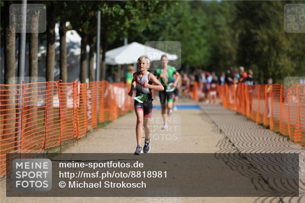 07.09.2025 - 19. Norderstedt Triathlon Michael Strokosch http://msf.ph/oto/8818981 07.09.2025 10:51:04 Laufen 80, 663, 687 meine-sportfotos.de