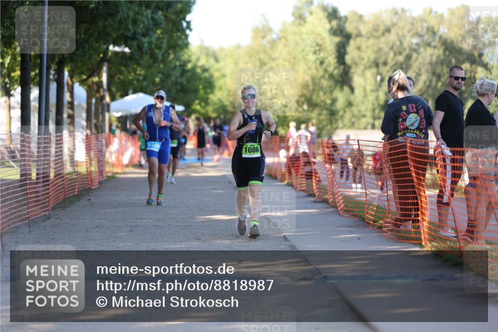 07.09.2025 - 19. Norderstedt Triathlon Michael Strokosch http://msf.ph/oto/8818987 07.09.2025 16:44:23 Laufen 1086, 1449, 1627 meine-sportfotos.de