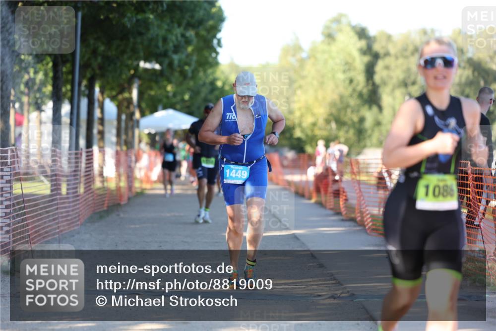 07.09.2025 - 19. Norderstedt Triathlon Michael Strokosch http://msf.ph/oto/8819009 07.09.2025 16:44:28 Laufen 1086, 1449, 1558 meine-sportfotos.de