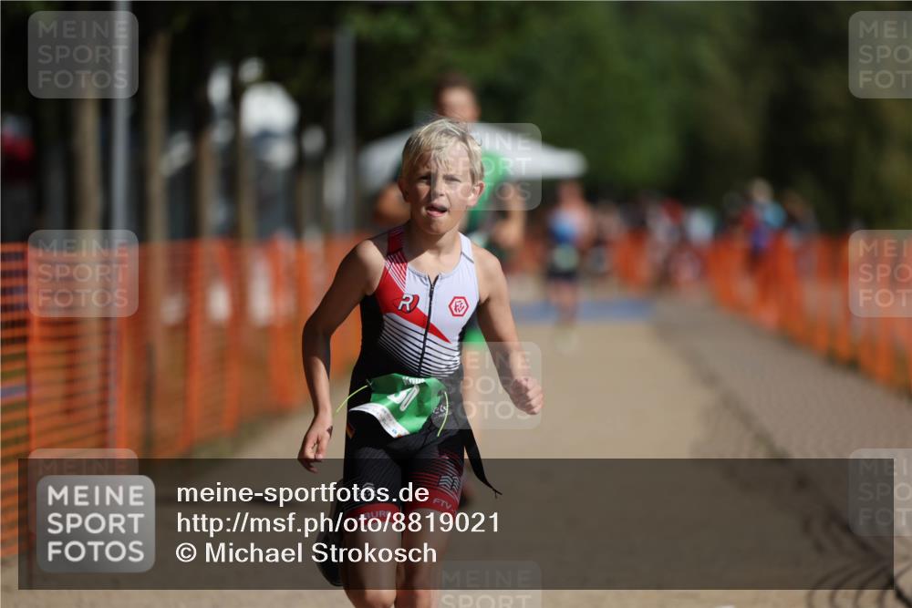 07.09.2025 - 19. Norderstedt Triathlon Michael Strokosch http://msf.ph/oto/8819021 07.09.2025 10:51:08 Laufen 80, 663 meine-sportfotos.de