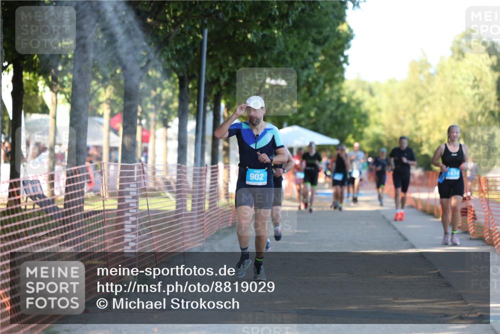 07.09.2025 - 19. Norderstedt Triathlon Michael Strokosch http://msf.ph/oto/8819029 07.09.2025 16:44:36 Laufen 893, 902, 1413, 1474, 1558 meine-sportfotos.de