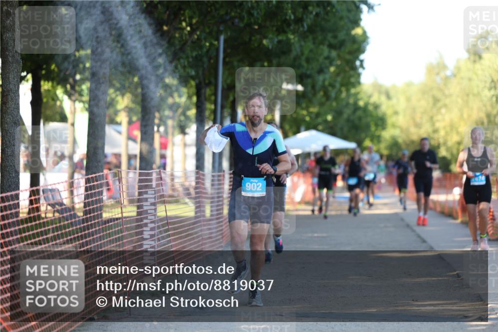 07.09.2025 - 19. Norderstedt Triathlon Michael Strokosch http://msf.ph/oto/8819037 07.09.2025 16:44:36 Laufen 893, 902, 1413, 1474, 1558 meine-sportfotos.de