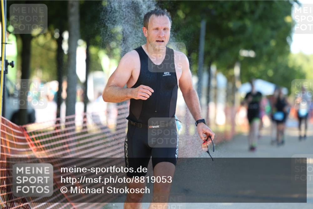 07.09.2025 - 19. Norderstedt Triathlon Michael Strokosch http://msf.ph/oto/8819053 07.09.2025 16:44:40 Laufen 429, 893, 902, 925, 1045, 1082, 1413, 1474, 1609 meine-sportfotos.de
