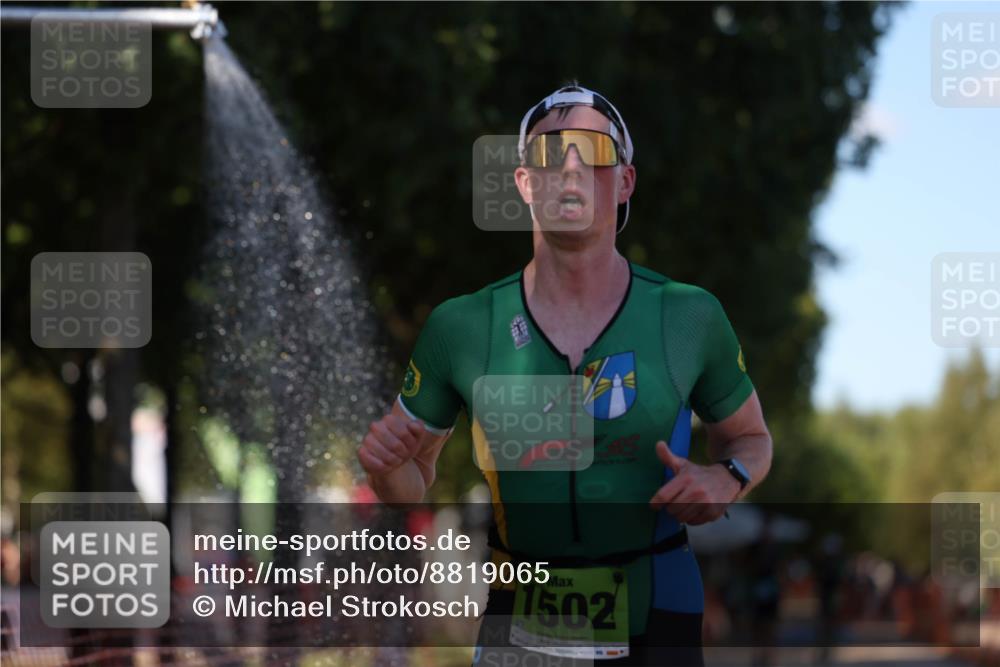 07.09.2025 - 19. Norderstedt Triathlon Michael Strokosch http://msf.ph/oto/8819065 07.09.2025 15:44:58 Laufen 1502 meine-sportfotos.de