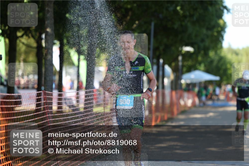 07.09.2025 - 19. Norderstedt Triathlon Michael Strokosch http://msf.ph/oto/8819068 07.09.2025 15:45:07 Laufen 1481 meine-sportfotos.de