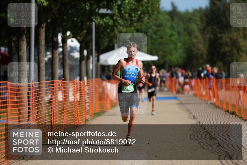07.09.2025 - 19. Norderstedt Triathlon Michael Strokosch http://msf.ph/oto/8819072 07.09.2025 10:51:15 Laufen 68, 649, 663 meine-sportfotos.de
