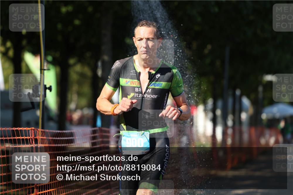 07.09.2025 - 19. Norderstedt Triathlon Michael Strokosch http://msf.ph/oto/8819084 07.09.2025 15:45:08 Laufen 1481 meine-sportfotos.de
