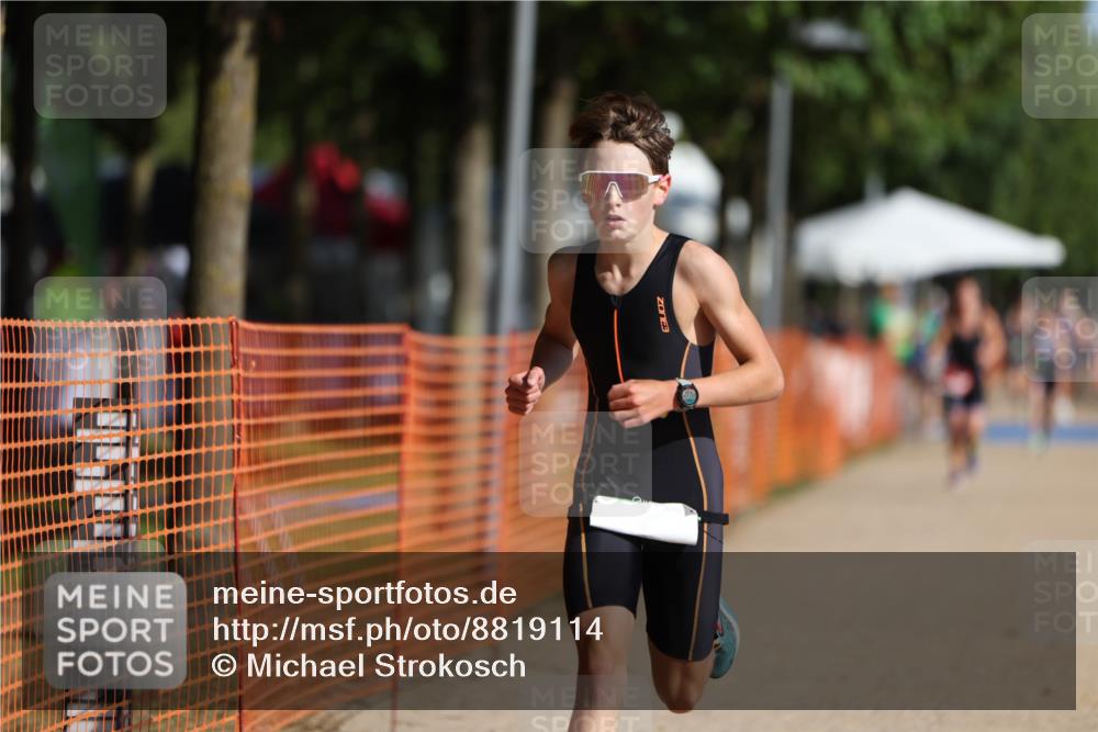 07.09.2025 - 19. Norderstedt Triathlon Michael Strokosch http://msf.ph/oto/8819114 07.09.2025 10:51:21 Laufen 68, 649 meine-sportfotos.de